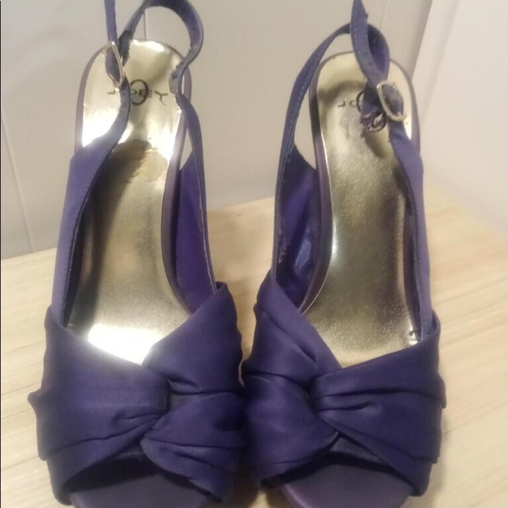 Joey O purple high heels